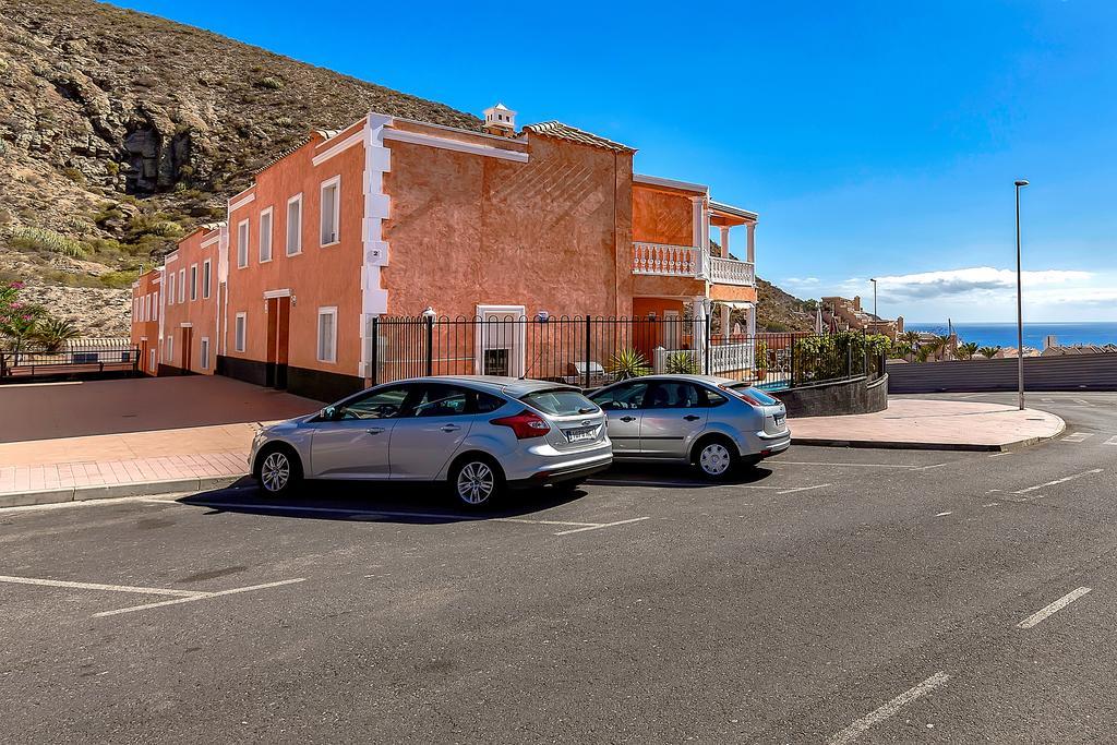 Villa In Los Cristianos ลอส กริสเตียนอส ภายนอก รูปภาพ