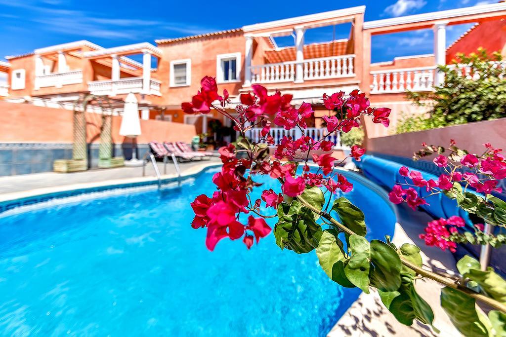 Villa In Los Cristianos ลอส กริสเตียนอส ภายนอก รูปภาพ