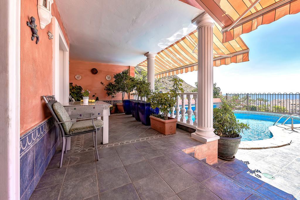 Villa In Los Cristianos ลอส กริสเตียนอส ภายนอก รูปภาพ